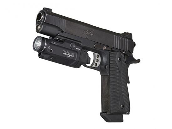 Zbraňové LED svietidlo TLR-10 FLEX Streamlight® (Farba: Čierna)