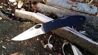 Zatvárací nôž KA-BAR® Dozier Folding Hunter thumb notch
